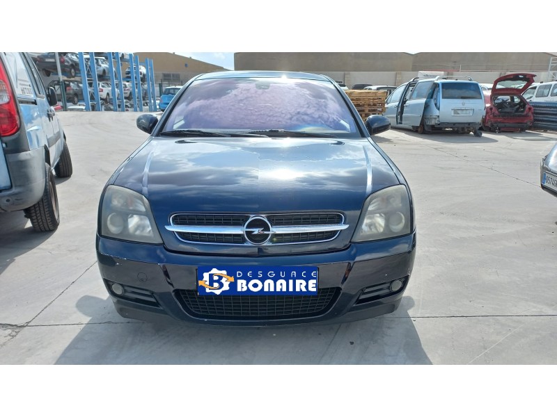 opel vectra c berlina del año 2004