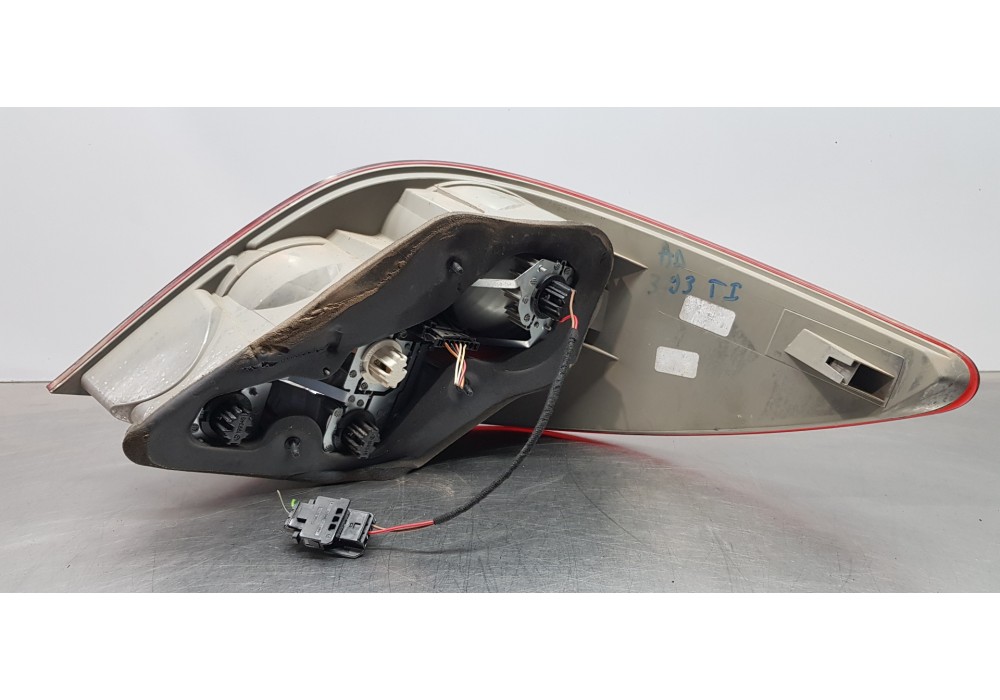 Recambio de piloto trasero izquierdo para mercedes clase r (w251) 320 cdi (251.022) referencia OEM IAM A2518200164 A2518200364 