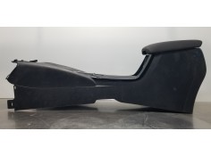 Recambio de apoyabrazos central para toyota corolla (e21) hybrid active referencia OEM IAM 5890502G20C0 5891002C00C0  2