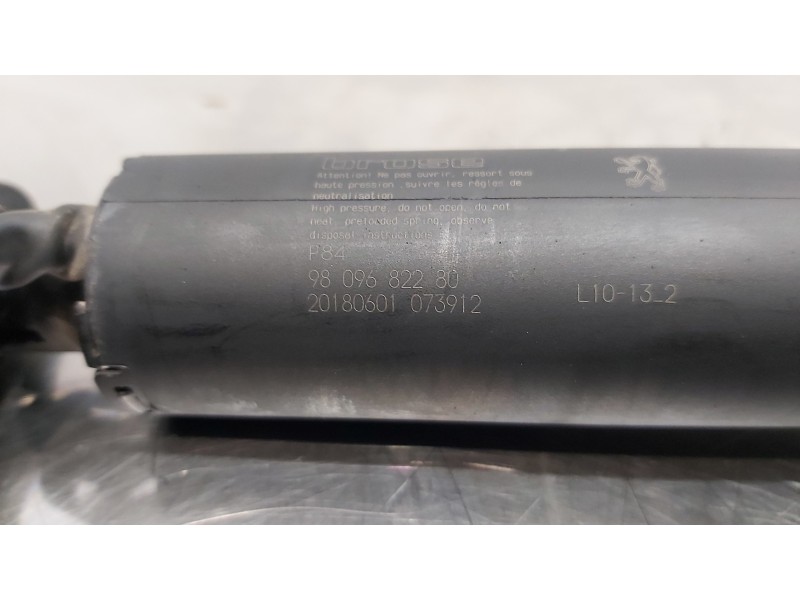 Recambio de amortiguadores maletero / porton para peugeot 3008 active referencia OEM IAM 9809682280   Recambio de amortiguadores maletero / porton para peugeot 3008 active referencia OEM IAM 9809682280