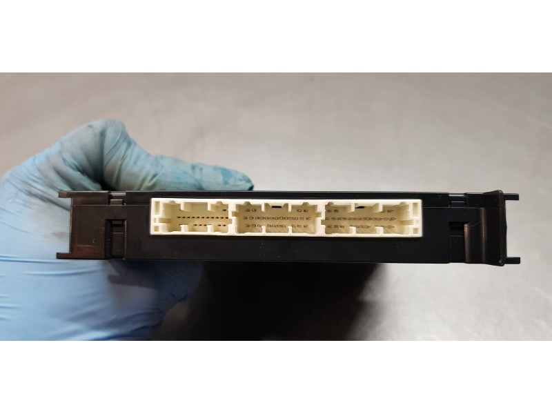 Recambio de modulo electronico para toyota corolla (e21) hybrid active referencia OEM IAM 8999002510 MB2329007982 