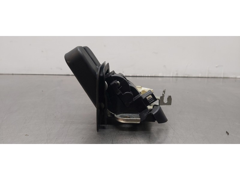 Recambio de cerradura maletero / porton para audi a3 cabriolet (8p) attraction referencia OEM IAM 8K9827505A   Recambio de cerradura maletero / porton para audi a3 cabriolet (8p) attraction referencia OEM IAM 8K9827505A