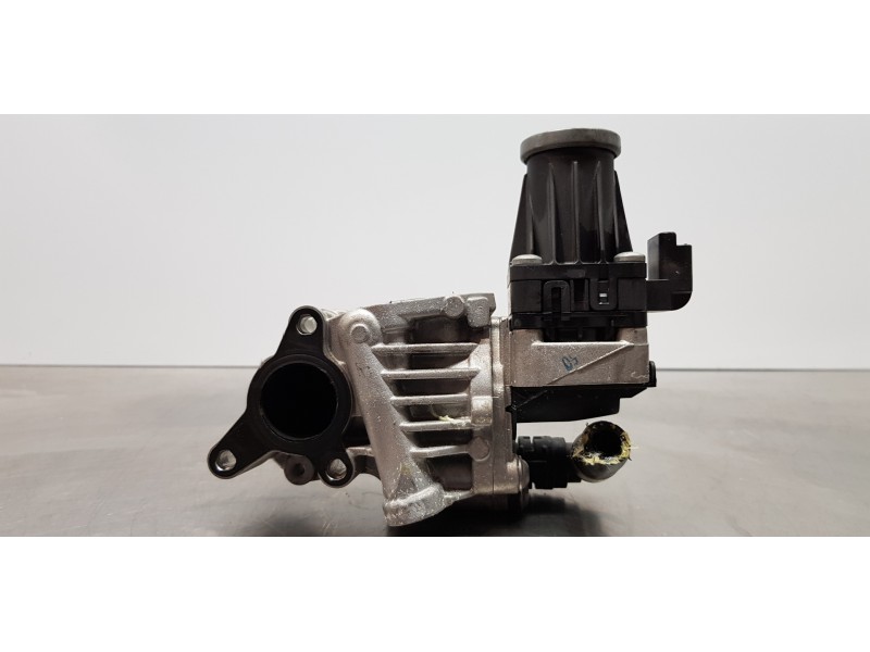 Recambio de valvula egr para volvo xc60 inscription awd referencia OEM IAM 32242452 5 PINES 