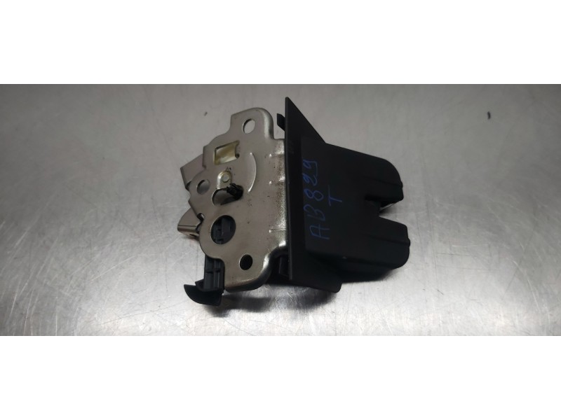 Recambio de cerradura maletero / porton para audi a3 cabriolet (8p) attraction referencia OEM IAM 8K9827505A   Recambio de cerradura maletero / porton para audi a3 cabriolet (8p) attraction referencia OEM IAM 8K9827505A