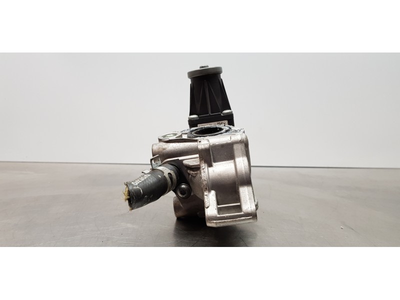 Recambio de valvula egr para volvo xc60 inscription awd referencia OEM IAM 32242452 5 PINES 