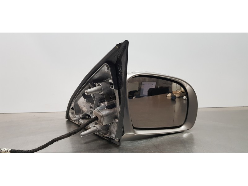 Recambio de retrovisor derecho para mercedes clase r (w251) 320 cdi (251.022) referencia OEM IAM A2518100693  