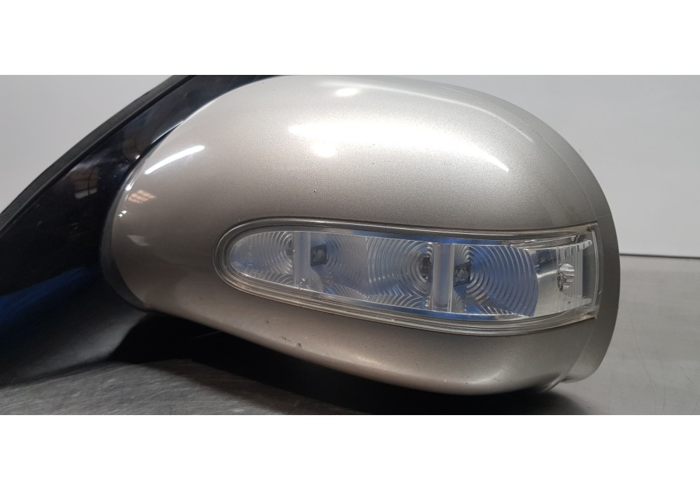 Recambio de retrovisor izquierdo para mercedes clase r (w251) 320 cdi (251.022) referencia OEM IAM A2518100593  