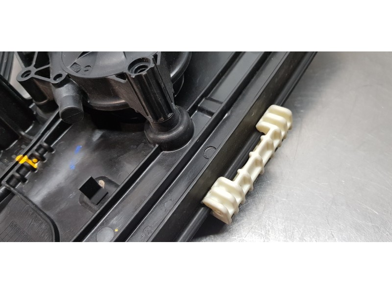 Recambio de elevalunas delantero derecho para opel grandland x excellence referencia OEM IAM 3646794   Recambio de elevalunas delantero derecho para opel grandland x excellence referencia OEM IAM 3646794