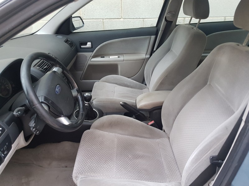 ford mondeo berlina (ge) del año 2001