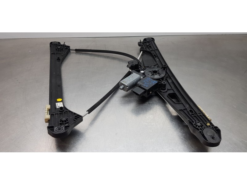 Recambio de elevalunas delantero izquierdo para opel grandland x excellence referencia OEM IAM 3646795   Recambio de elevalunas delantero izquierdo para opel grandland x excellence referencia OEM IAM 3646795