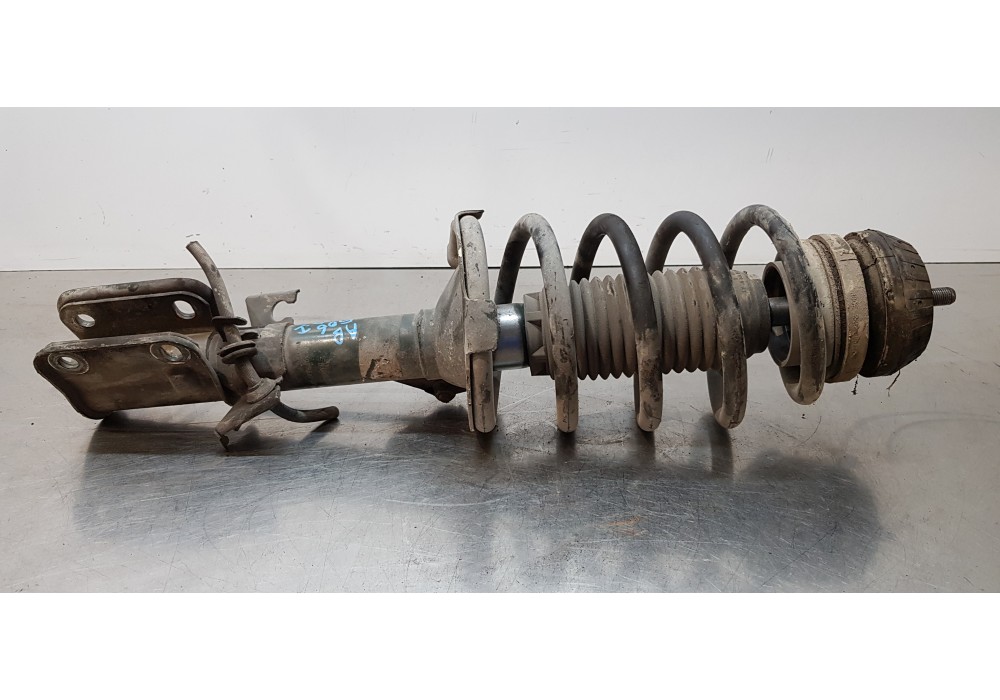 Recambio de amortiguador delantero izquierdo para mercedes vito (w638) combi 110 cdi (638.194) referencia OEM IAM   