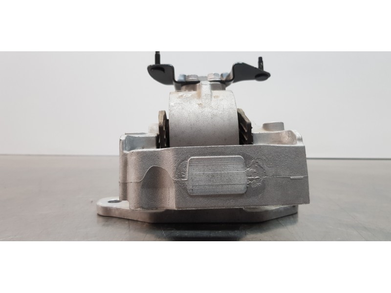 Recambio de soporte motor izquierdo para toyota rav4 hybrid 4x2 advance referencia OEM IAM 1230625020  