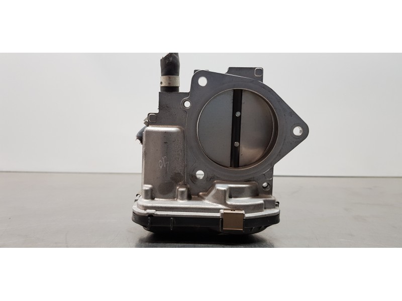 Recambio de caja mariposa para toyota rav 4 plug-in hybrid advance referencia OEM IAM 2203025020  