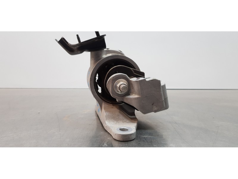 Recambio de soporte motor izquierdo para toyota rav4 hybrid 4x2 advance referencia OEM IAM 1230625020  