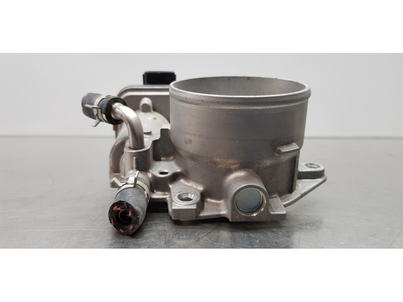 Recambio de caja mariposa para toyota rav 4 plug-in hybrid advance referencia OEM IAM 2203025020  