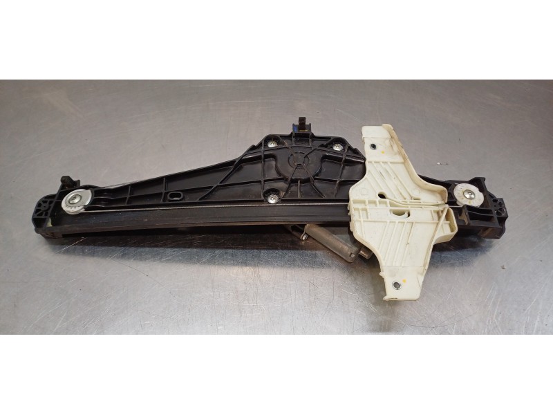 Recambio de elevalunas trasero derecho para opel grandland x excellence referencia OEM IAM 3646771   Recambio de elevalunas trasero derecho para opel grandland x excellence referencia OEM IAM 3646771