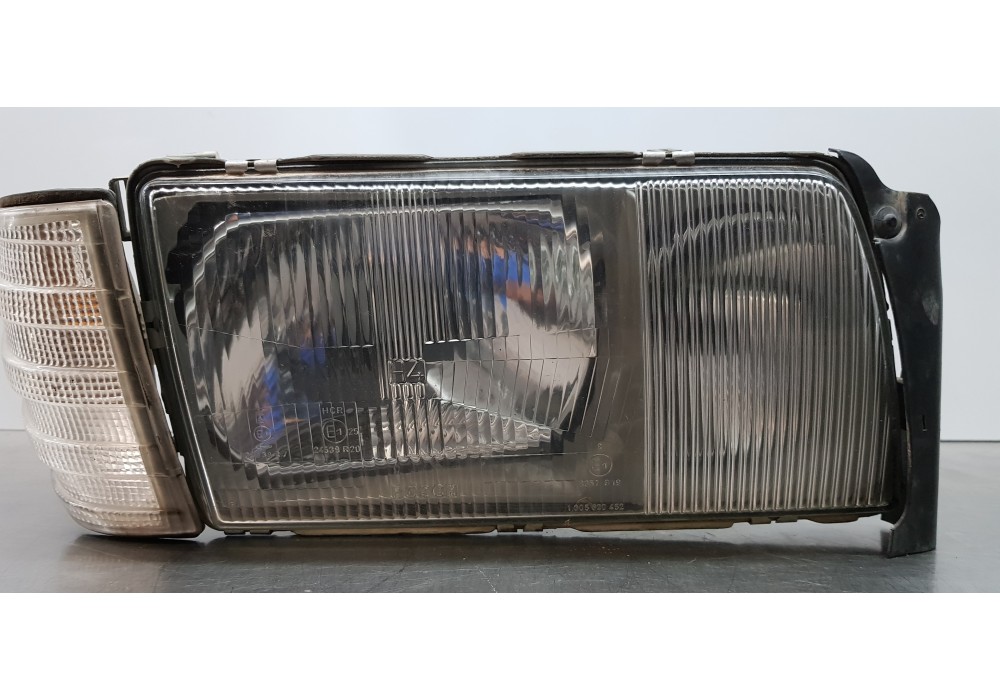 Recambio de faro derecho para mercedes clase s (w126) berlina+coupe se 300 referencia OEM IAM A1268209061 1307022122 