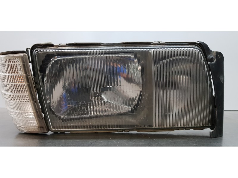 Recambio de faro derecho para mercedes clase s (w126) berlina+coupe se 300 referencia OEM IAM A1268209061 1307022122 