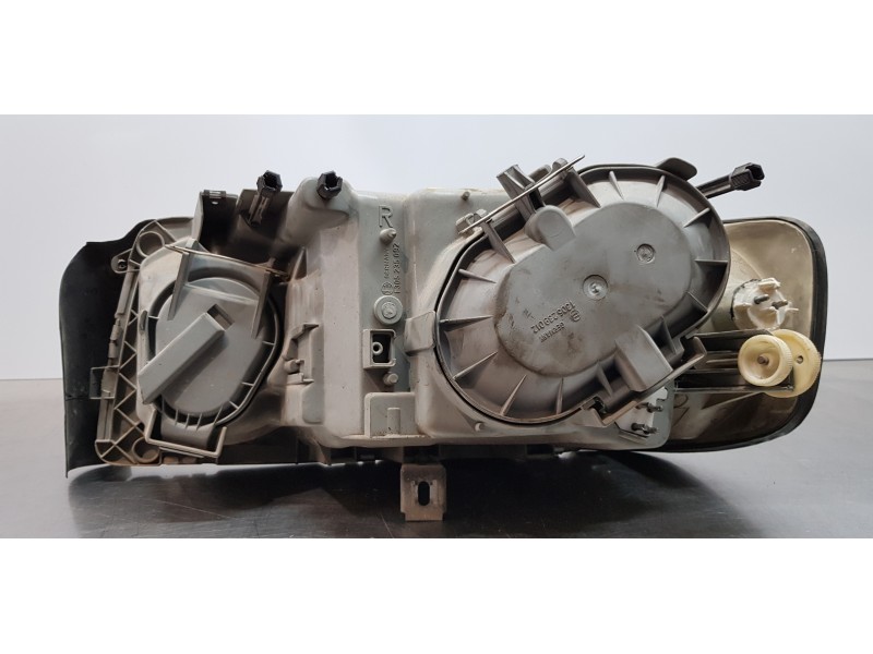Recambio de faro derecho para mercedes clase s (w126) berlina+coupe se 300 referencia OEM IAM A1268209061 1307022122 