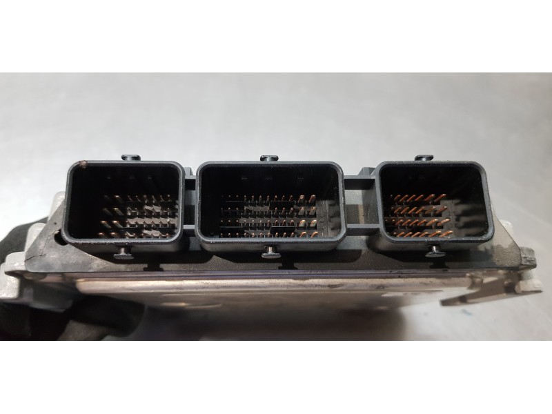 Recambio de centralita motor uce para peugeot 307 berlina (s2) x-line referencia OEM IAM 9661377280  