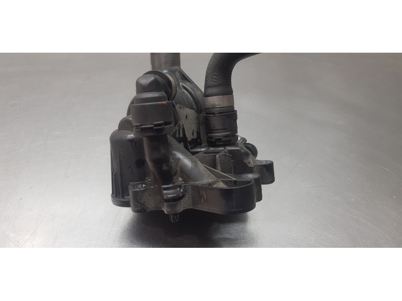 Recambio de termostato para bmw serie x3 (g01) xdrive20d referencia OEM IAM 11538581627 8581627 