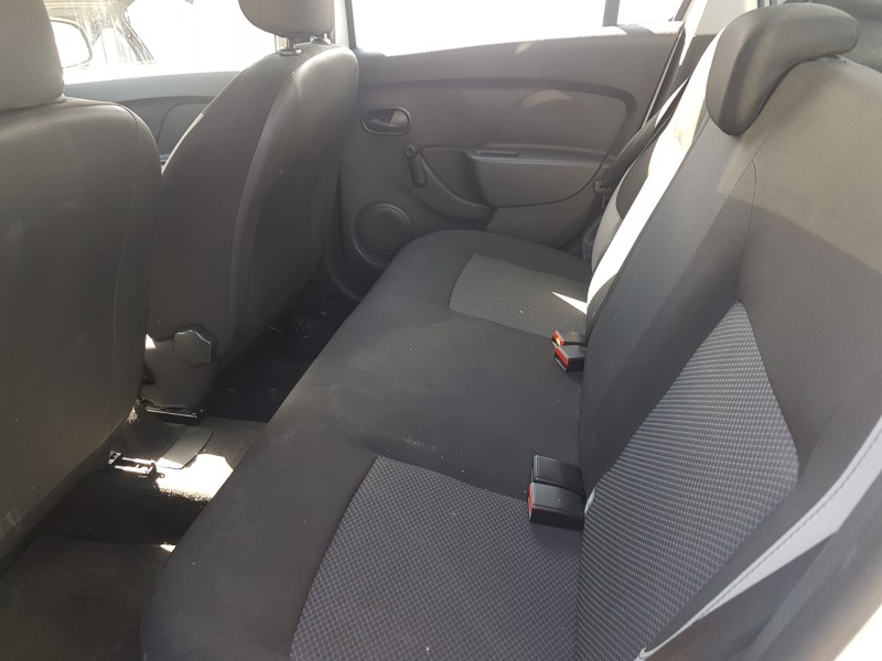 dacia logan ii del año 2007