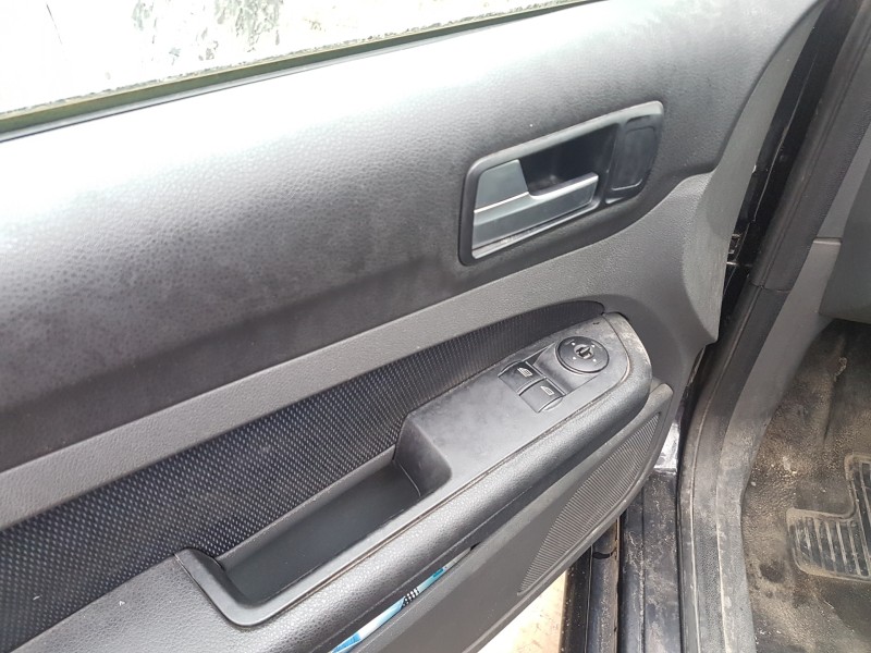 ford focus berlina (cap) del año 2006