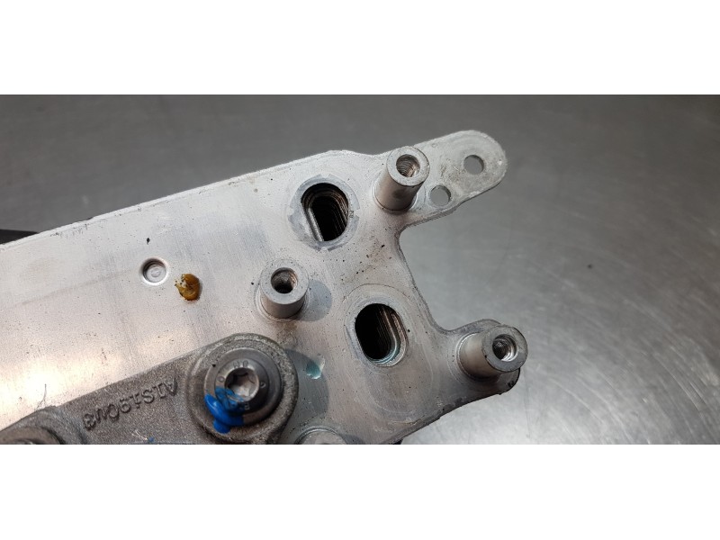 Recambio de radiador aceite para bmw serie x3 (g01) xdrive20d referencia OEM IAM 17218514515 8514515 