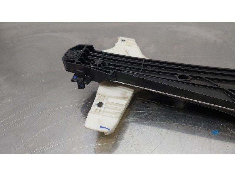 Recambio de elevalunas trasero derecho para peugeot 3008 active referencia OEM IAM 9810488480   Recambio de elevalunas trasero derecho para peugeot 3008 active referencia OEM IAM 9810488480