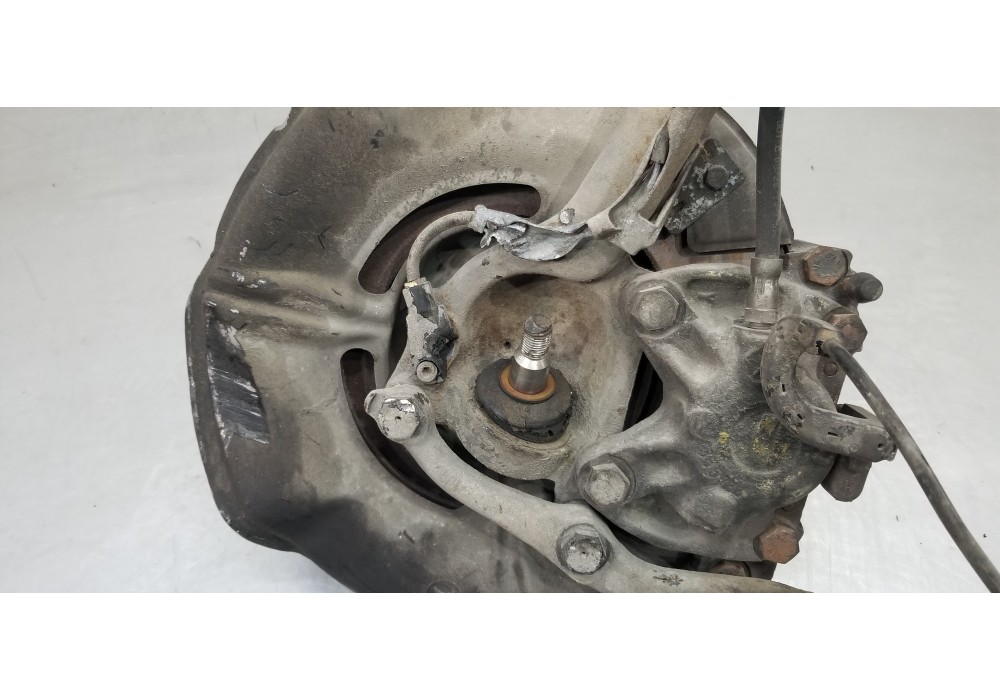 Recambio de mangueta delantera derecha para mercedes clase s (w126) berlina+coupe se 300 referencia OEM IAM A1163304120  