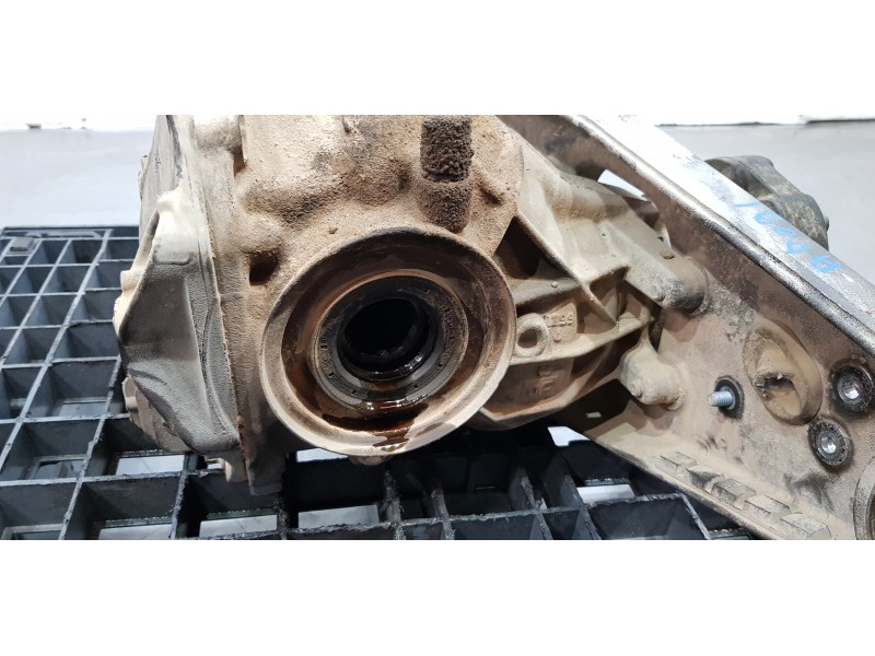 Recambio de diferencial trasero para mercedes clase cls (w219) 320 cdi (219.322) referencia OEM IAM A2193502014 A2303511808 