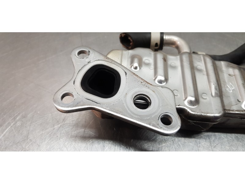 Recambio de valvula egr para toyota rav4 hybrid 4x2 advance referencia OEM IAM 2562024050 2568025060 