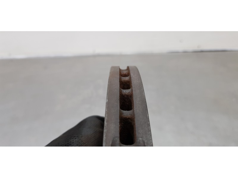 Recambio de disco freno trasero para audi a8 (4e2) 3.7 quattro referencia OEM IAM 4E0615601K  