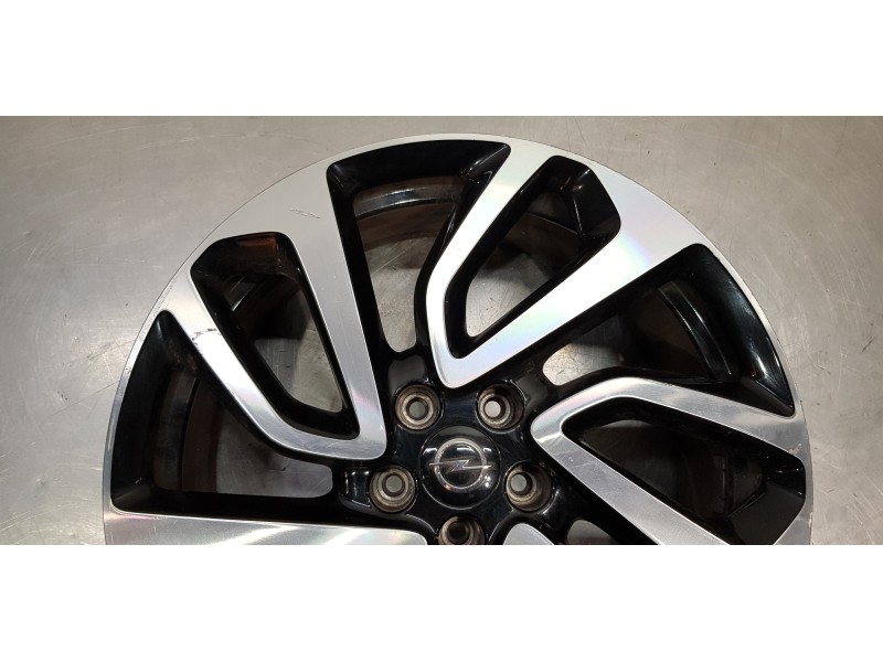 Recambio de llanta para opel grandland x excellence referencia OEM IAM 3551771  
