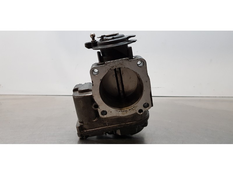 Recambio de caja mariposa para volkswagen passat berlina (3b2) comfortline referencia OEM IAM 058133063M   Recambio de caja mariposa para volkswagen passat berlina (3b2) comfortline referencia OEM IAM 058133063M