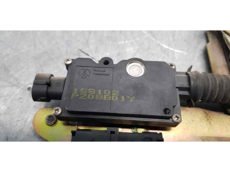 Recambio de cerradura puerta lateral izquierda para citroen c8 2.2 hdi exclusive referencia OEM IAM 158102  