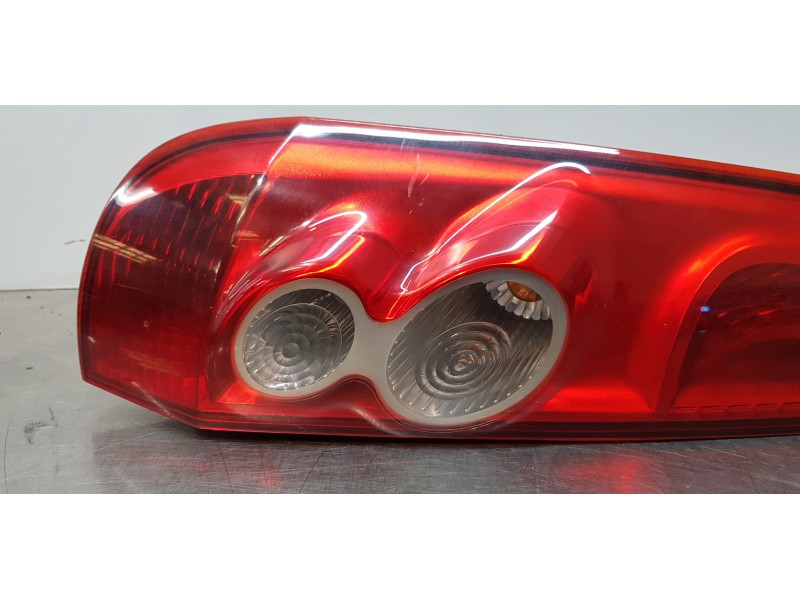 Recambio de piloto trasero izquierdo para ford fiesta (cbk) ambiente referencia OEM IAM 6S6113A603AG   Recambio de piloto trasero izquierdo para ford fiesta (cbk) ambiente referencia OEM IAM 6S6113A603AG