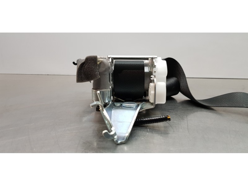 Recambio de cinturon seguridad trasero derecho para toyota rav 4 plug-in hybrid advance referencia OEM IAM 7336042320C1  