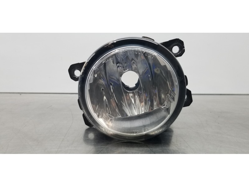 Recambio de faro antiniebla izquierdo para jeep compass ii longitude 4x4 referencia OEM IAM 68353533AA  