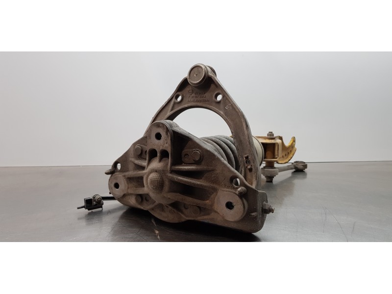 Recambio de amortiguador delantero izquierdo para volkswagen touareg (7la) tdi r5 referencia OEM IAM 7L6413031L 7L0407047A 