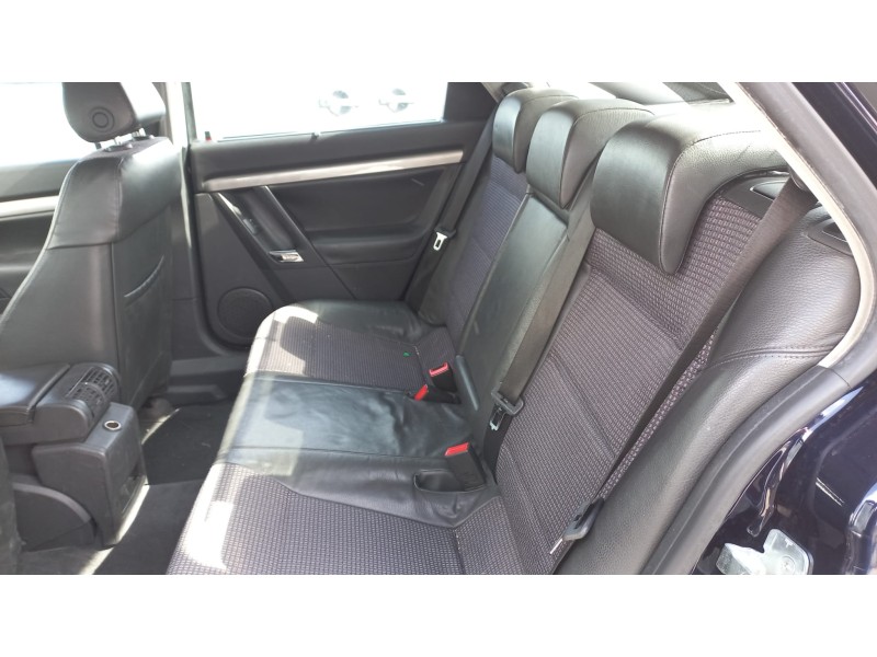 opel vectra c berlina del año 2004