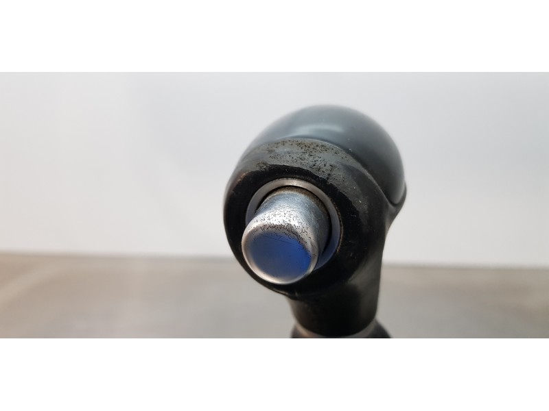 Recambio de palanca cambio para kia carens ( ) emotion referencia OEM IAM 46700A4200  