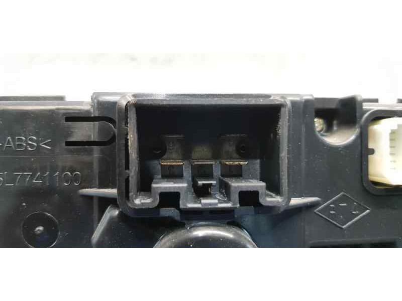 Recambio de mando calefaccion / aire acondicionado para renault master kasten l1h1 ka 2,8t referencia OEM IAM 275100013R   Recambio de mando calefaccion / aire acondicionado para renault master kasten l1h1 ka 2,8t referencia OEM IAM 275100013R
