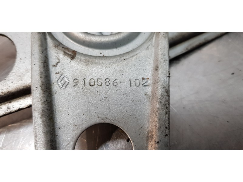 Recambio de elevalunas trasero derecho para renault scenic iii bose edition referencia OEM IAM 827208148R   Recambio de elevalunas trasero derecho para renault scenic iii bose edition referencia OEM IAM 827208148R