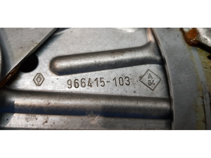 Recambio de elevalunas trasero derecho para renault scenic iii bose edition referencia OEM IAM 827208148R   Recambio de elevalunas trasero derecho para renault scenic iii bose edition referencia OEM IAM 827208148R