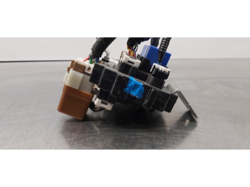 Recambio de caja reles / fusibles para renault koleos bose edition referencia OEM IAM 252365026R   Recambio de caja reles / fusibles para renault koleos bose edition referencia OEM IAM 252365026R