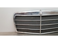 Recambio de rejilla delantera para mercedes clase s (w126) berlina+coupe se 300 referencia OEM IAM A1268800883   2