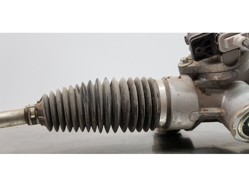 Recambio de cremallera direccion para toyota rav 4 plug-in hybrid advance referencia OEM IAM 4425042330 8965042370 JJ501007392