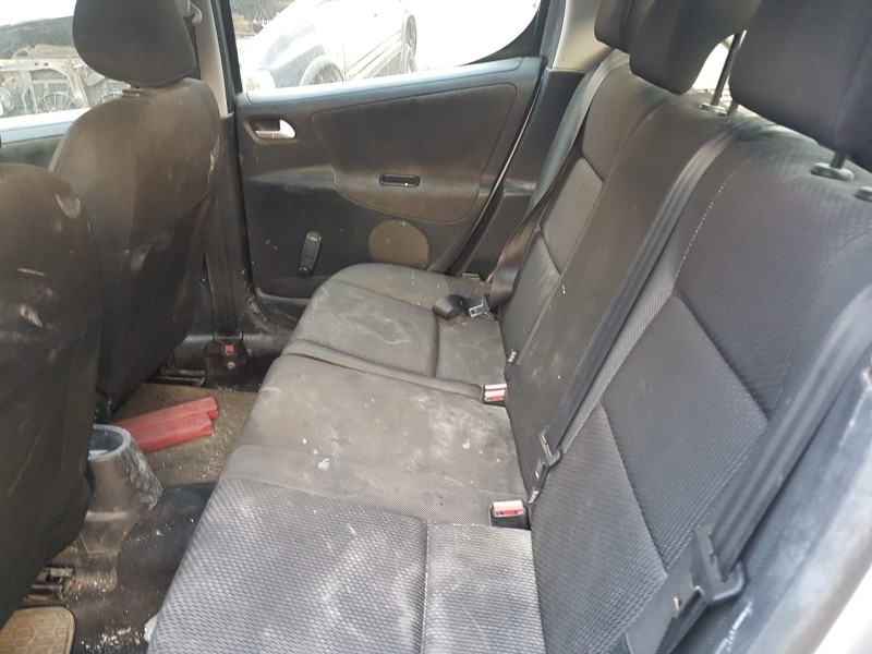 peugeot 207 del año 2011