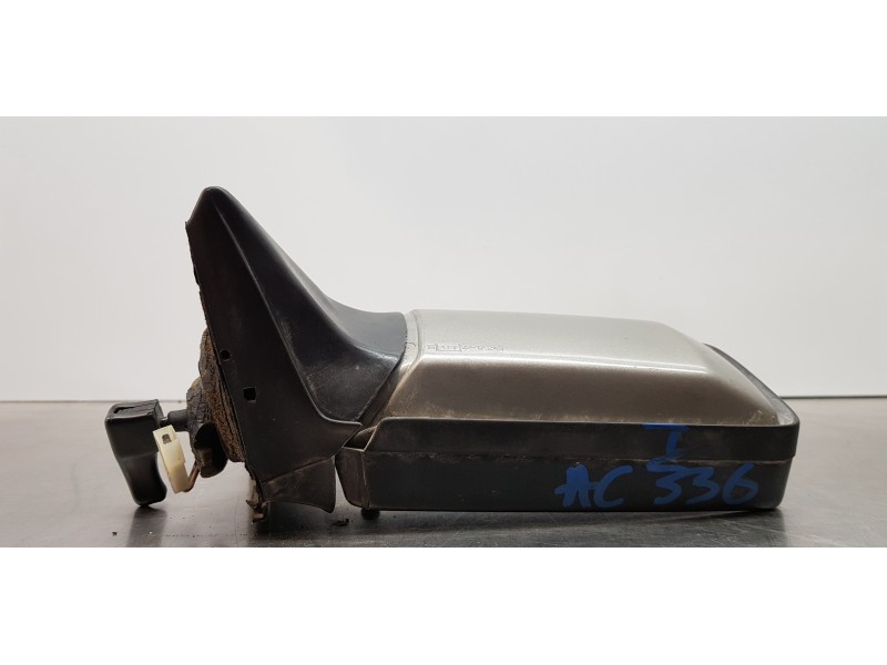 Recambio de retrovisor izquierdo para mercedes clase s (w126) berlina+coupe se 300 referencia OEM IAM A1268104516  